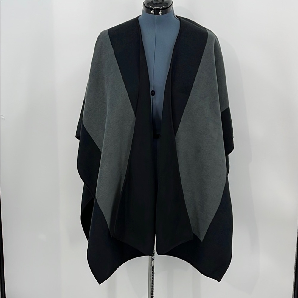 WOOLRICH, ONE SIZE Elegant Black and Gray Women's Cape